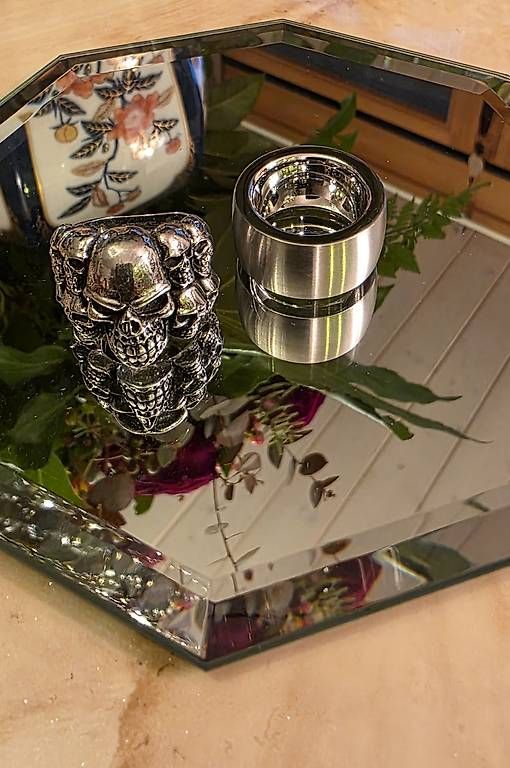 Anelli: 2 Stück Fingerringe, Männer – Usato da Kaufdorf venduto da Nati-Nati 4