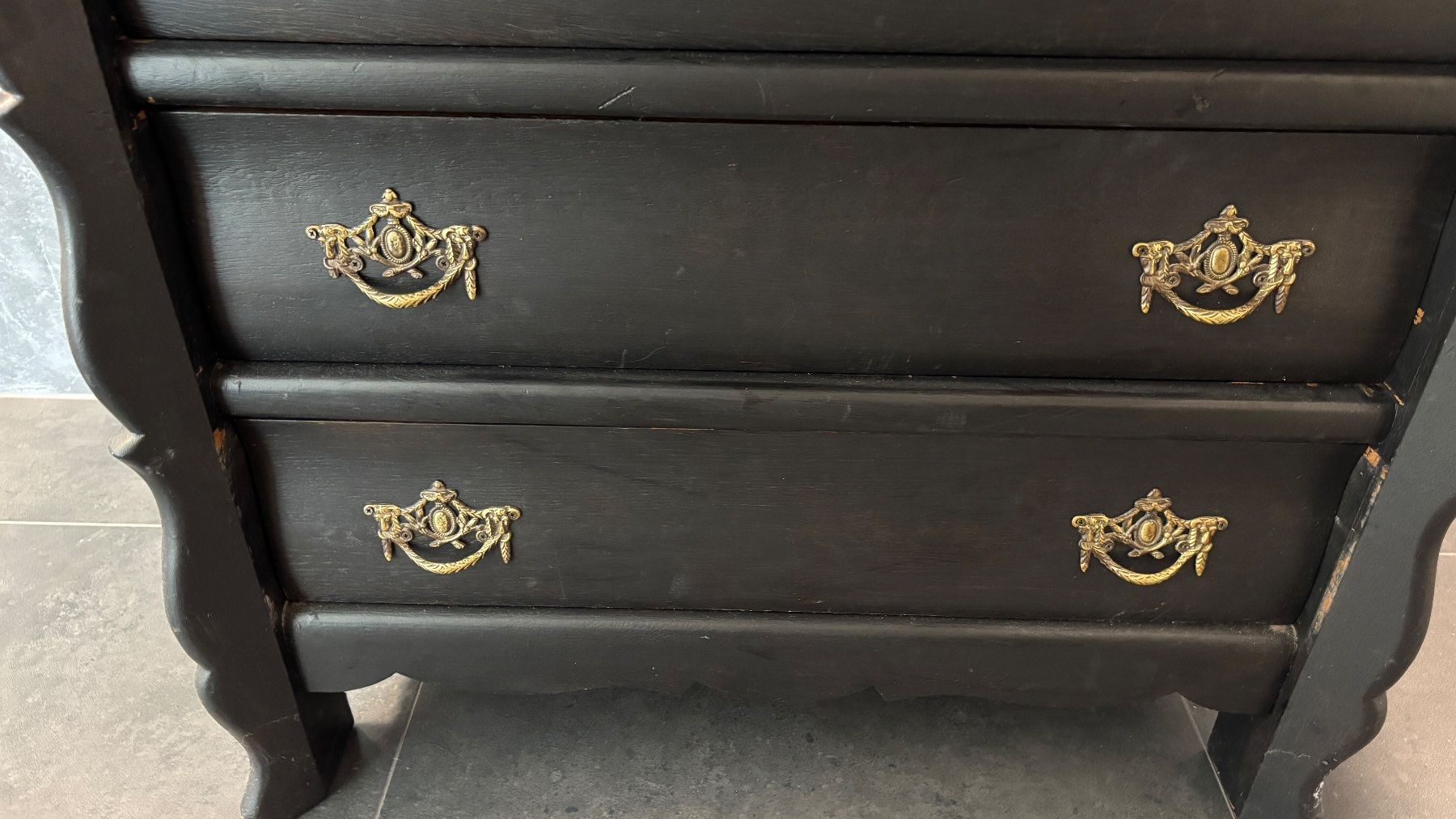 Cassettiere: Edle Holzschrank, Kommode Vintage Schwarz mit 3 Fächern – Usato da Lengnau BE venduto da 4ConsultingSolutions 5