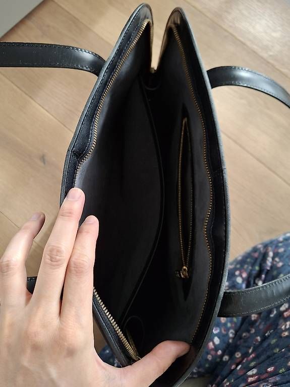 Borse da donna: Louis Vuitton Lussac Handbag Epi Leather – Usato da Untersiggenthal venduto da Sjkaoru 2