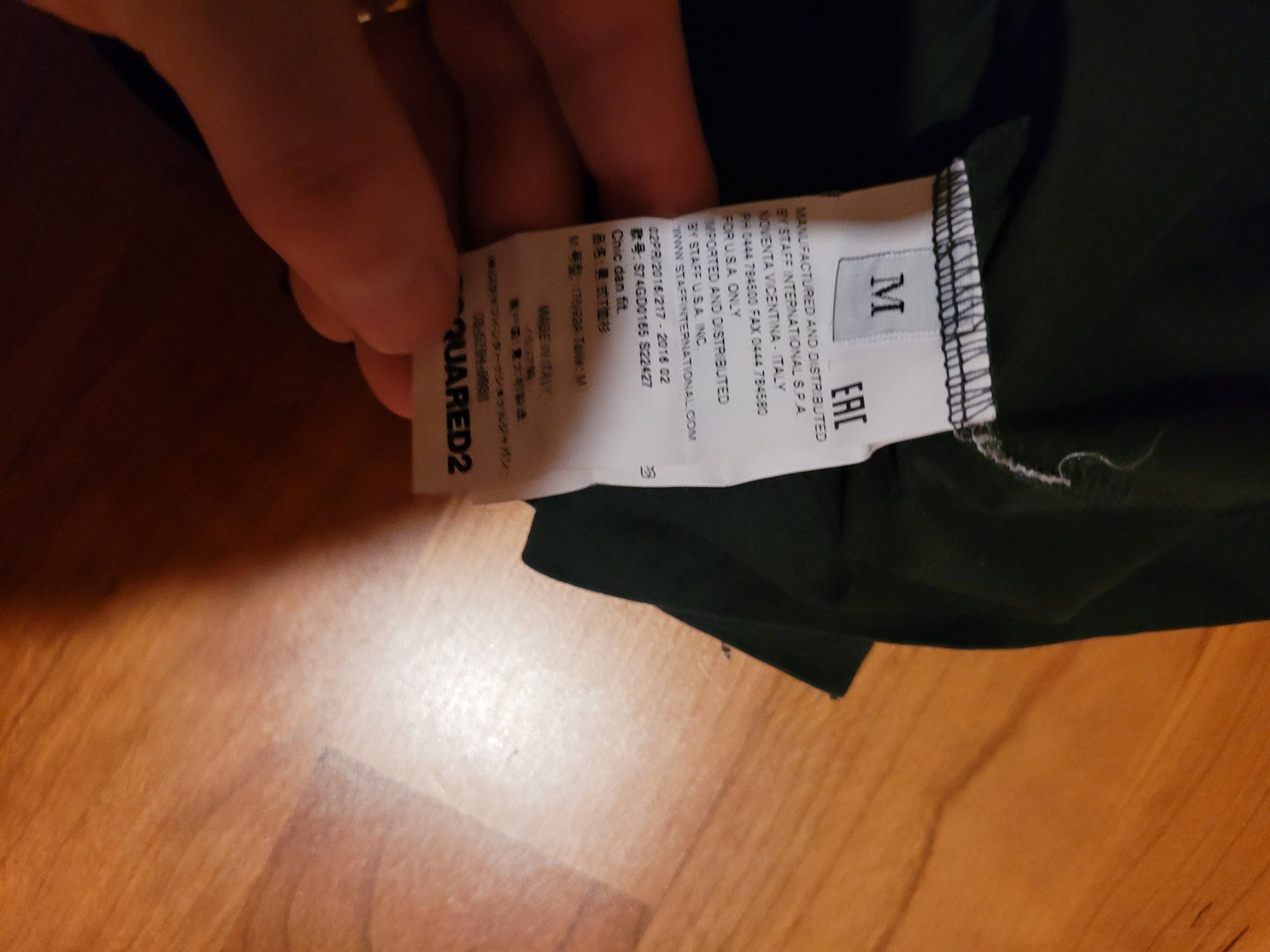 Dsquared2 T-Shirts: Dsqaure T-Shirt Original – Gebraucht aus Herisau von MarcoLaMaravilla1 2