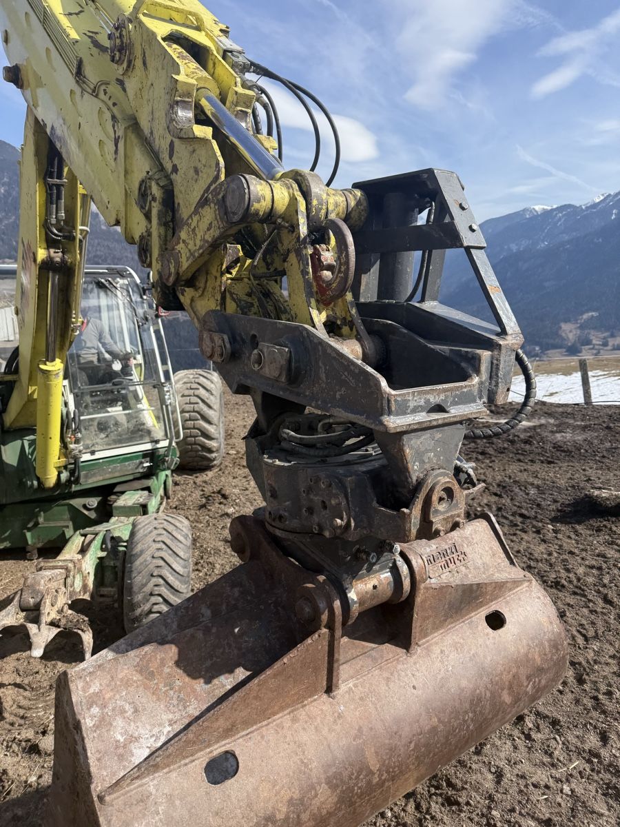 Menzi Muck Escavatori: Tiltrotator – Usato da Stierva venduto da Sifarrer