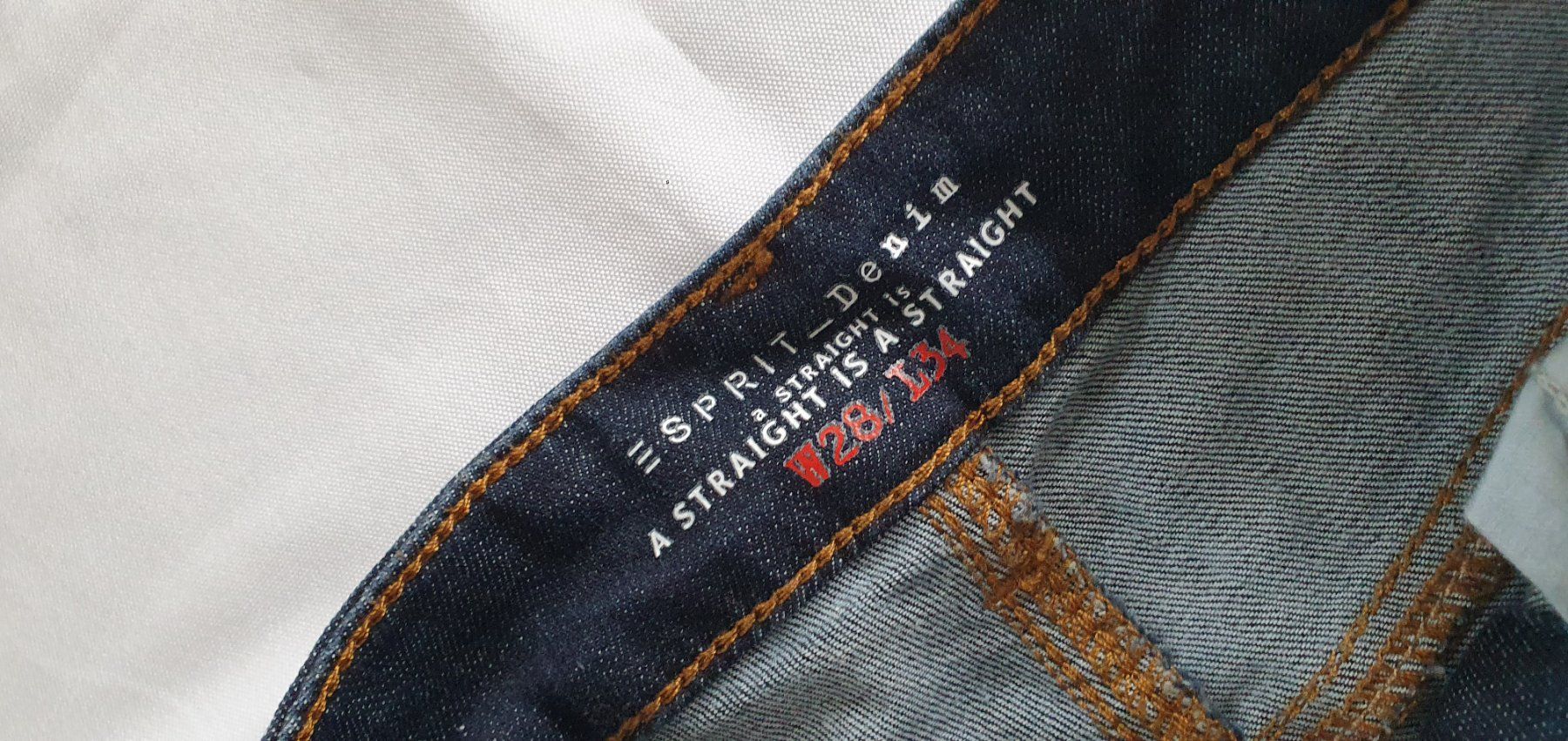 Jeans: Damen Jeans dunkelblau 36 – Usato da Niederbuchsiten venduto da klengyel 2
