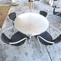 Indecasa Bistrotisch rund, Aluminium, Ø 94 cm