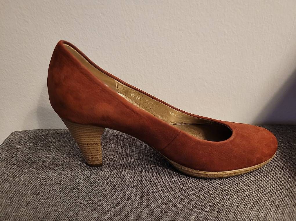 Gabor Scarpe da donna: GABOR Absatzschuhe in der Grösse 3 1/2 – Usato da Neuhausen venduto da karentaylor 2