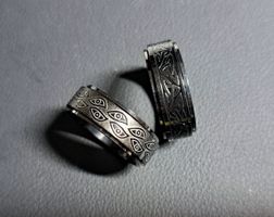 Schwarze Ringe, Durchmesser 2cm, Spinning