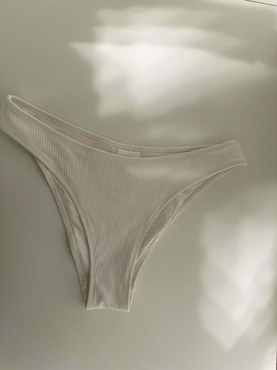 H&M Badekleider & Bikinis: Weisse Bikini-Hose Grösse 40 H&M – Neu (gemäss Beschreibung) aus Eglisau von Brewster1 1