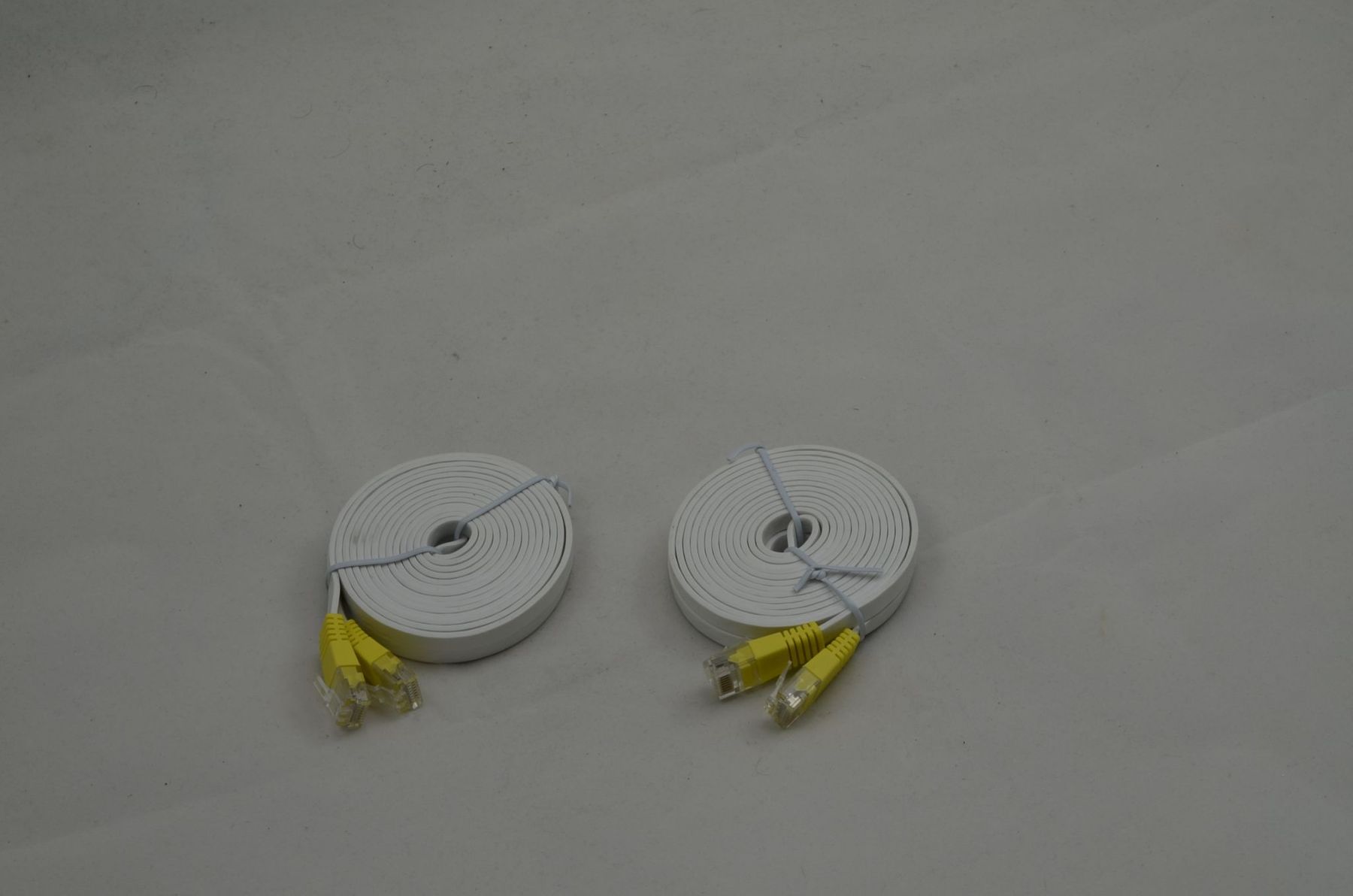 Cavi: LAN Kabel flach (Neu) – Nuovo (secondo la descrizione) da Buchs AG venduto da SellAndBuyX