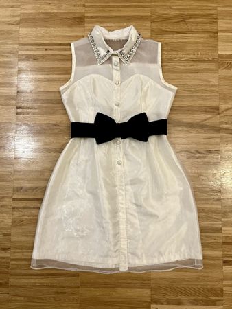 wedding gown / engagement gown / evening gown
