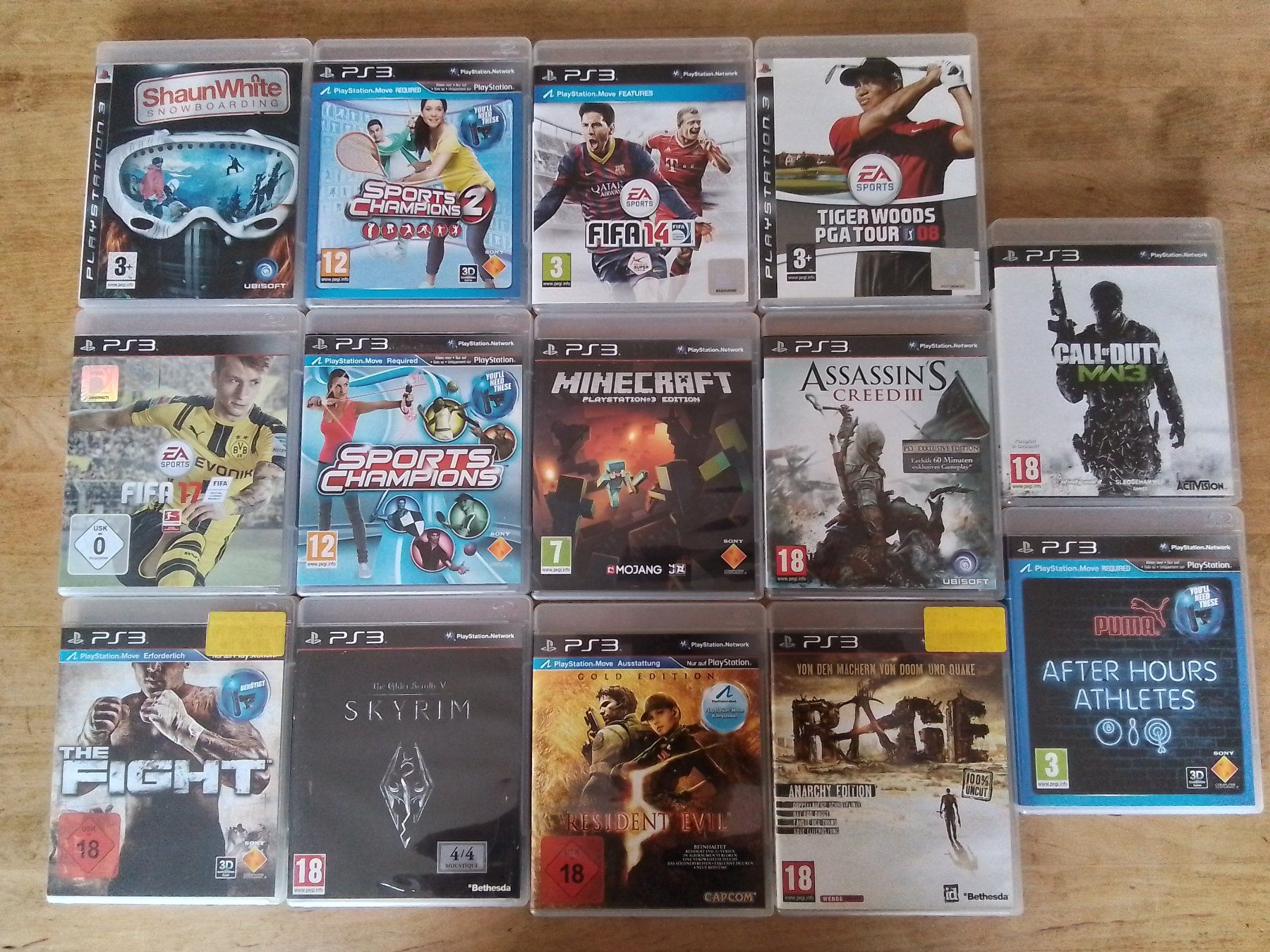 Sony Jeux: 28 Jeux PS3 + 3 manettes – D'occasion à Courgenay par Romano-Athletics 2