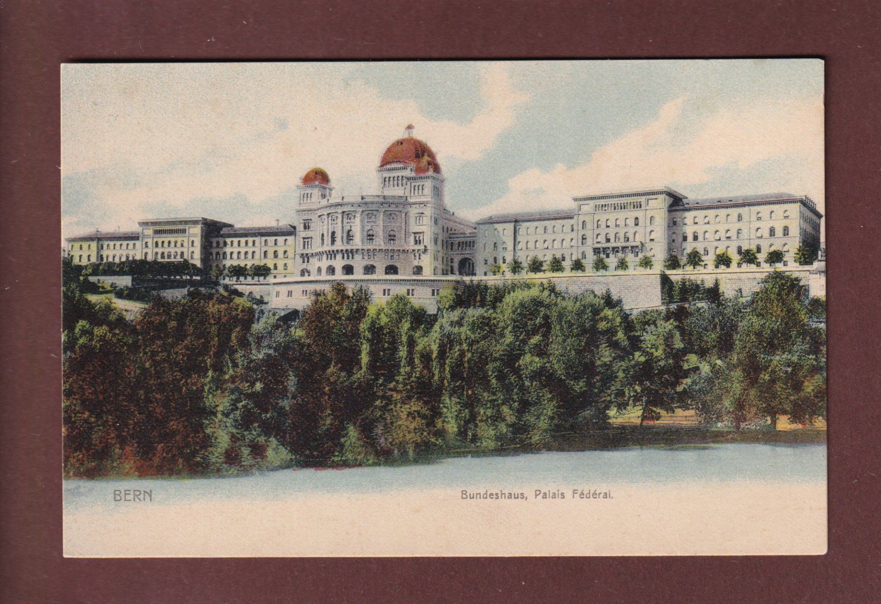 Cartoline postali: BERN - Bundeshaus – Usato da Pully venduto da nicecards