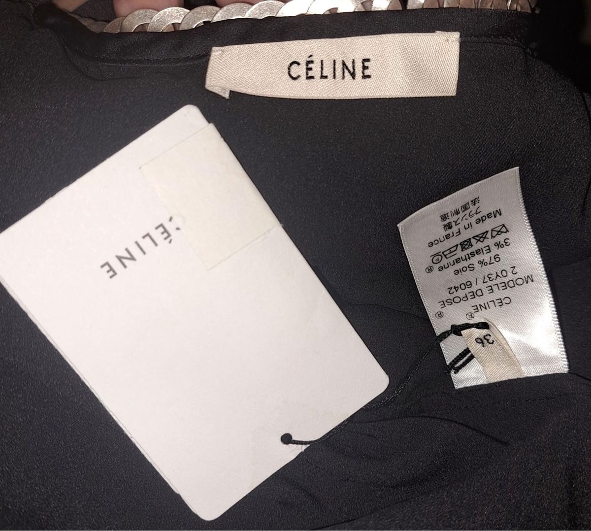 Celine Camicette: Celine Elegant Silk Blouse – Nuovo (secondo la descrizione) da St.Josefen venduto da lop_lh8d 2