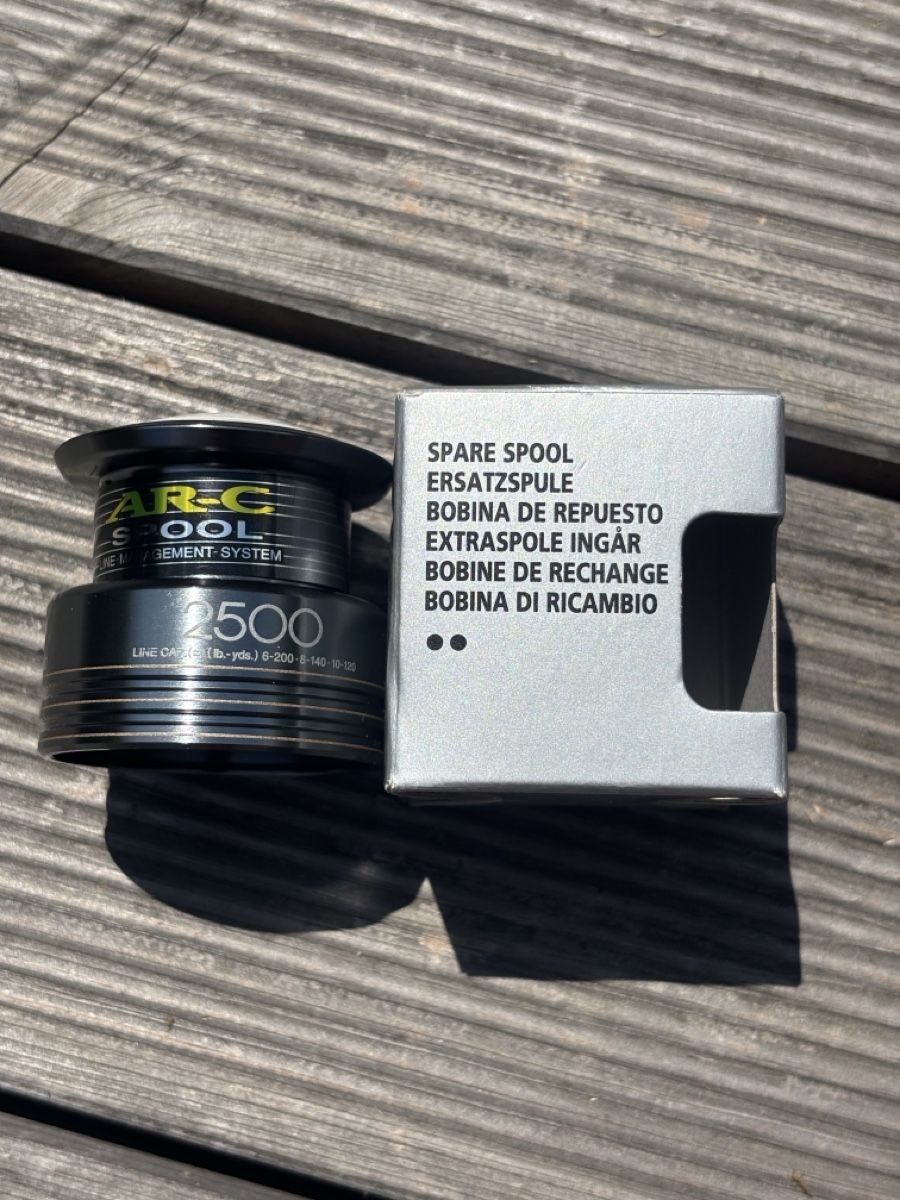 Shimano Tamburi & Mulinelli: Ersatzspule "AREC" 2500 SHIMANO – Nuovo (secondo la descrizione) da Wiesendangen venduto da lia_m7rm