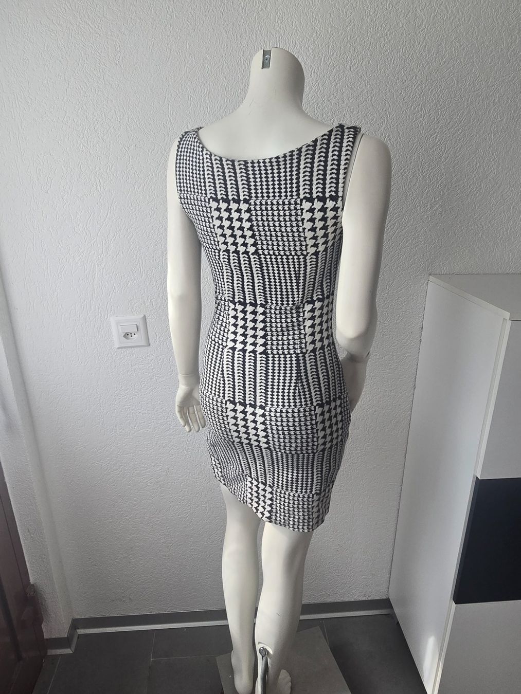 Vestiti: Robe MANGO Taille S – Usato da Les Verrières venduto da kitel79 6