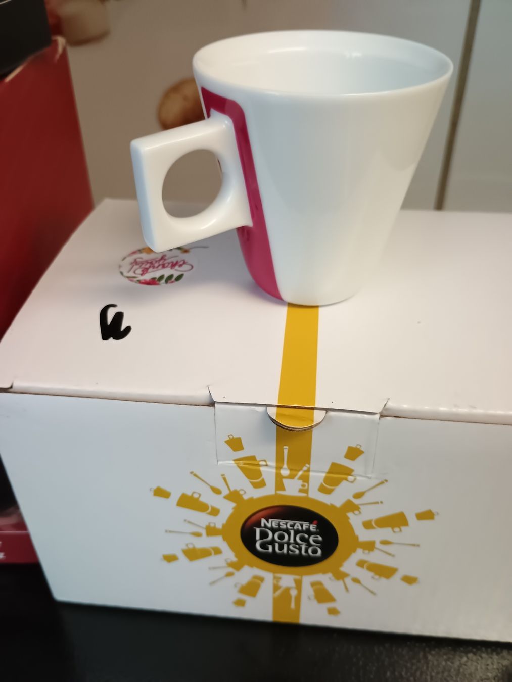 Aliments & Spécialités: 76x Kapseln verschieden Dolce Gusto – Neuf avec emballage d'origine à Schaffhausen par Second77 3