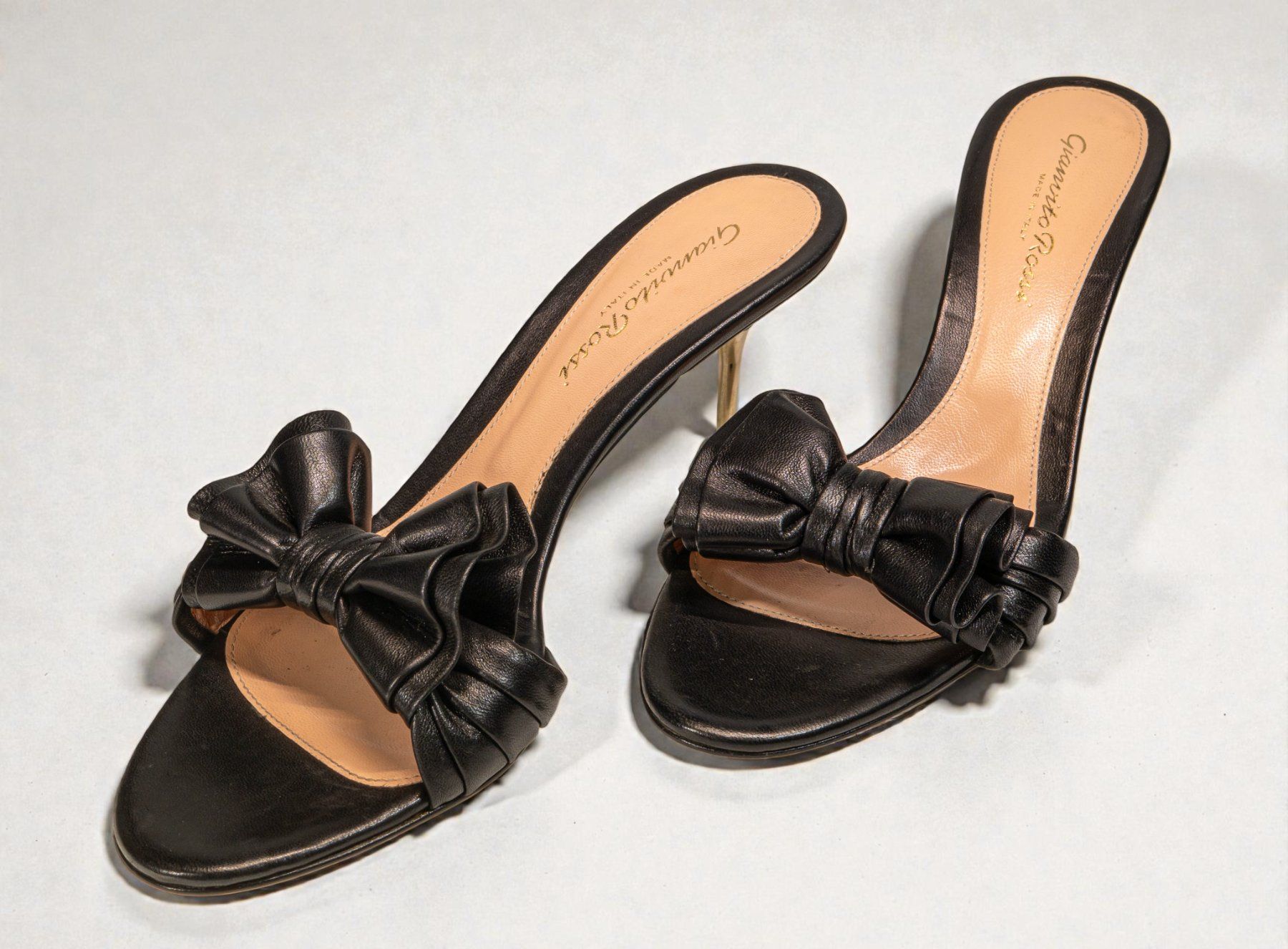 Gianvito Rossi Damenschuhe: NEUE Gianvito Rossi Sandalen – Neu und originalverpackt aus Zürich von aa1_f58r 2