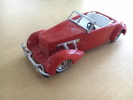 Ab 35.- Cord Modellauto supercharged Phaeton Sedan vintage