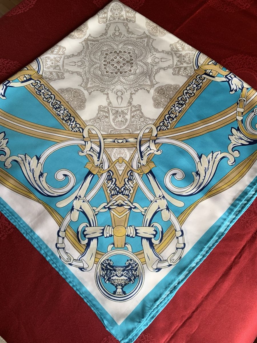 Foulard & Sciarpe: Foulard – Nuovo (secondo la descrizione) da Prilly venduto da Sissi_1009 1