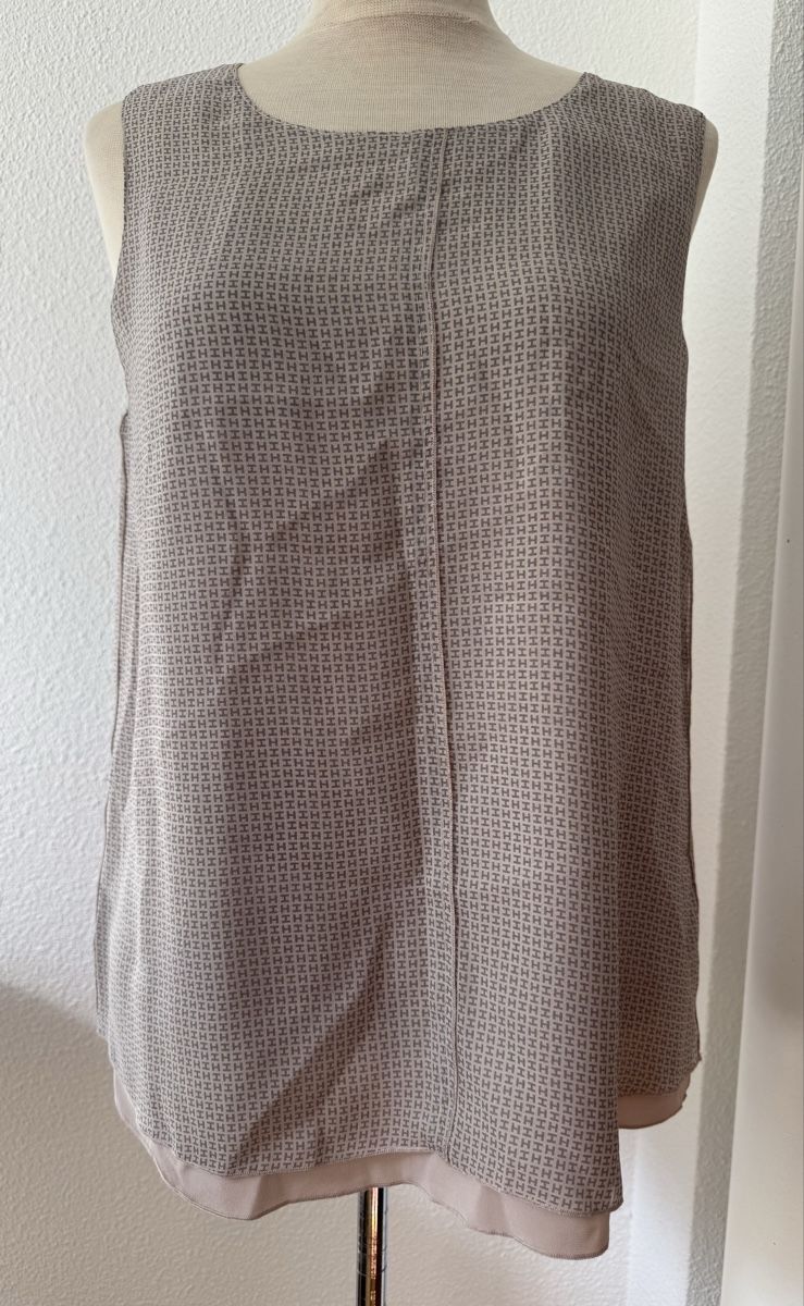 Hemisphere Top:  HEMISPHERE top en soie beige imprimé taille M – Nuovo (secondo la descrizione) da Morges venduto da sandy069