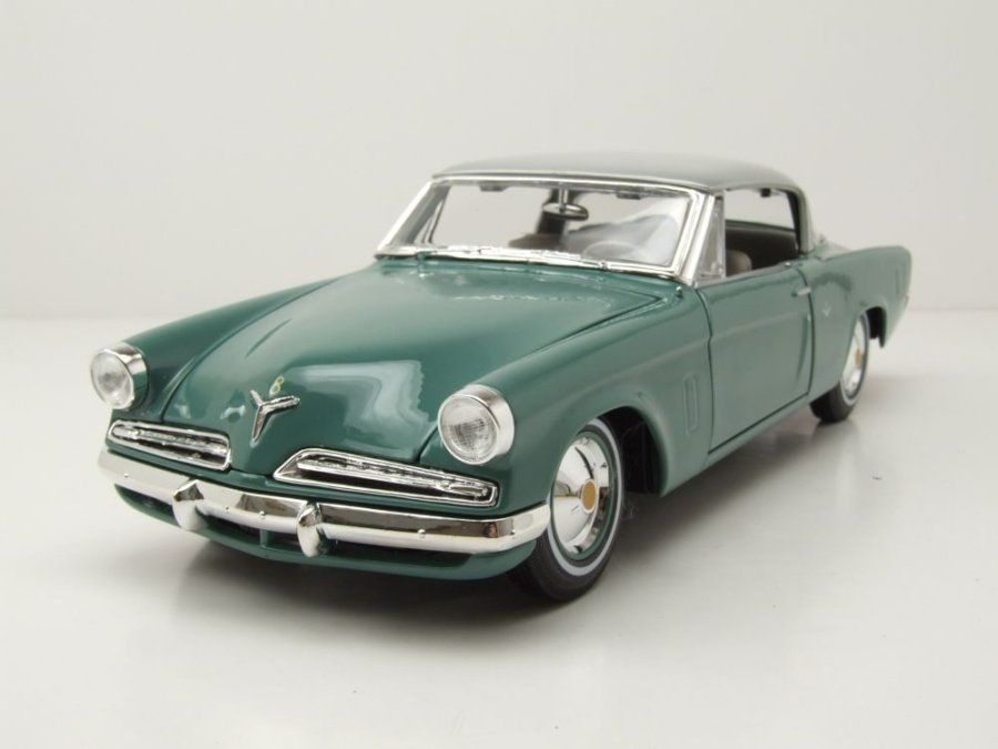 Modellautos: Studebaker Commander Starliner 1953-1955 grün / grau    1:18 – Neu und originalverpackt aus Gerlafingen von espero88