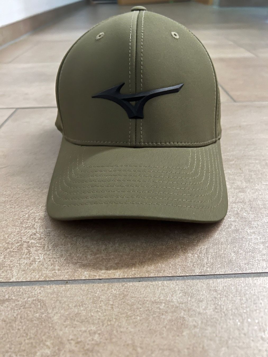 Copricapi, berretti & cappellini: Mizuno Cap Olive One Size – Nuovo (secondo la descrizione) da Merenschwand venduto da Andyw8 1