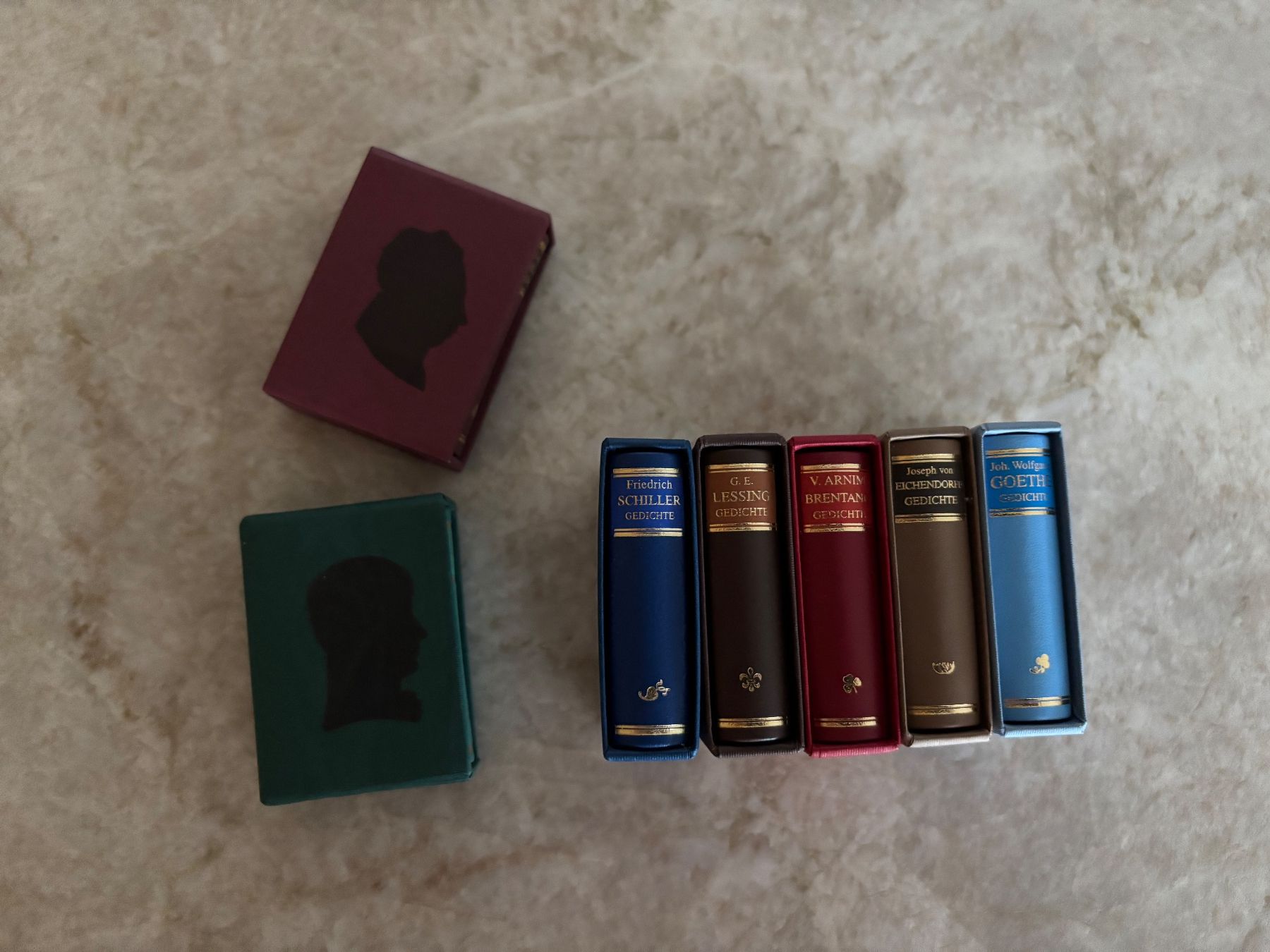 Libri: Gedichte-Sammlung im Mini-Format - Geschenksidee – Nuovo e nell'imballaggio originale da Weissbad venduto da Studently 1
