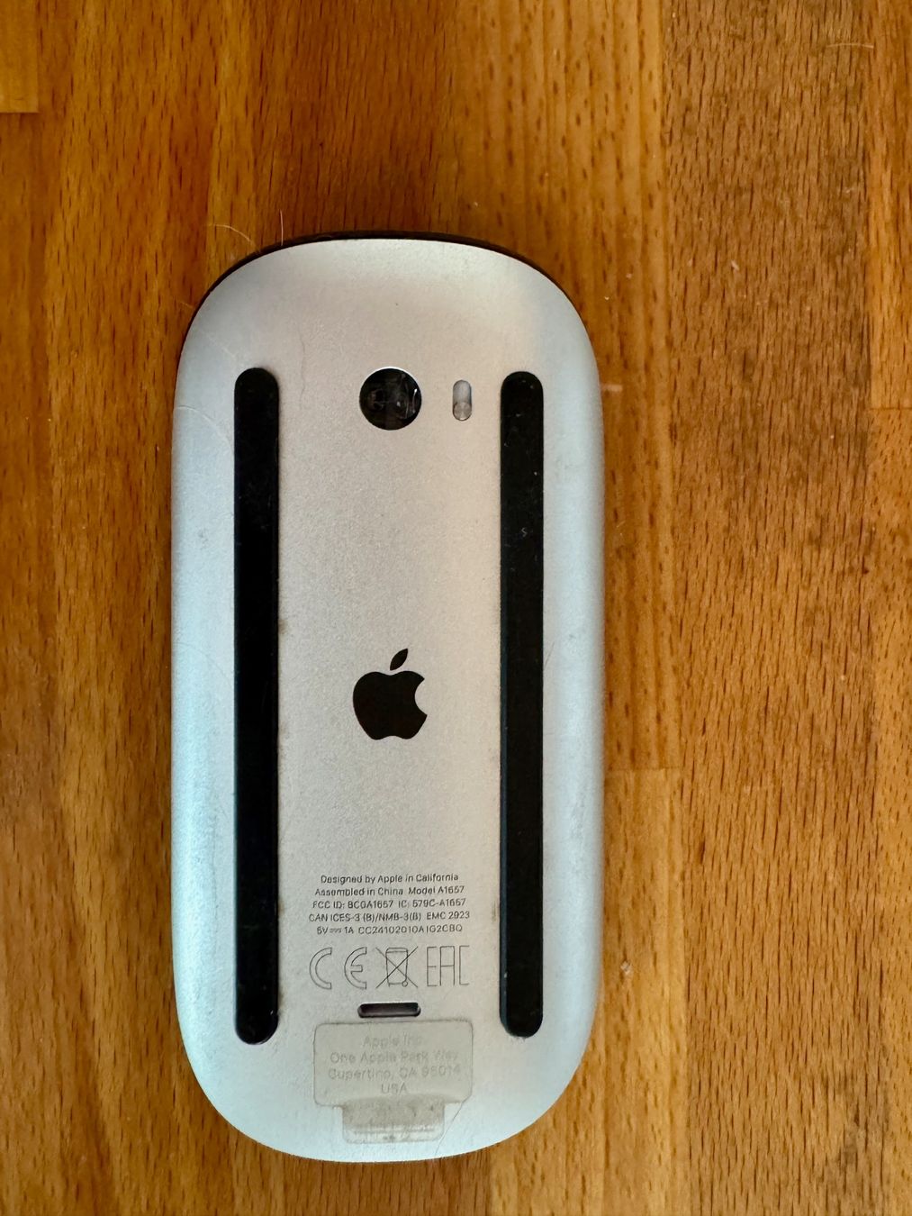Apple Mouse: Souris Magic Mouse 2 , noire piano black – Usato da Corsier-sur-Vevey venduto da Makmic 1
