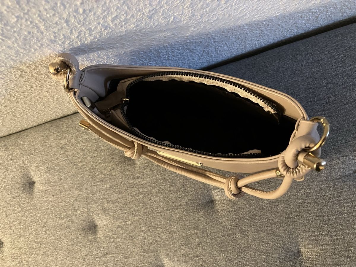 Borse: Kleine kompakte Handtasche – Nuovo (secondo la descrizione) da Laufen venduto da mercedes420 4