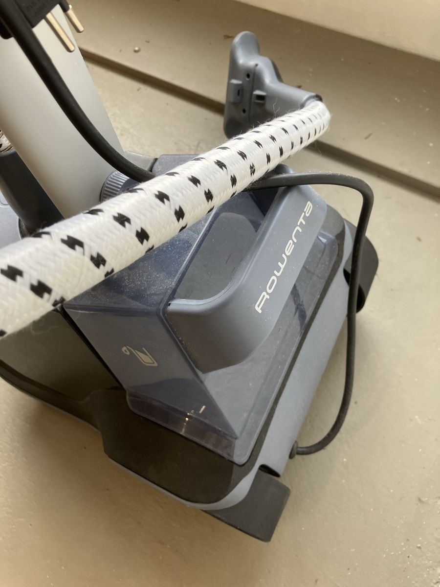 Rowenta Ferri da stiro: Rowenta Dampfglätter Compact Valet 1500W – Usato da Flums venduto da mya_2lh9 2