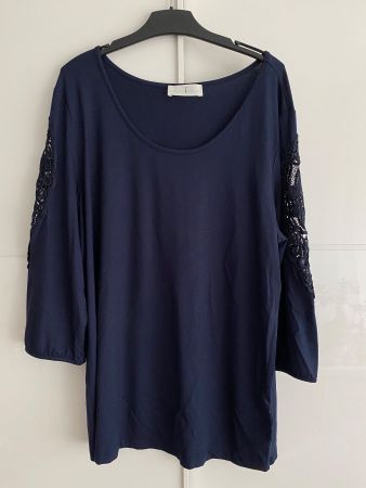 Pfeffinger Pullover mit Spitze, neuwertig, Grösse 42/44
