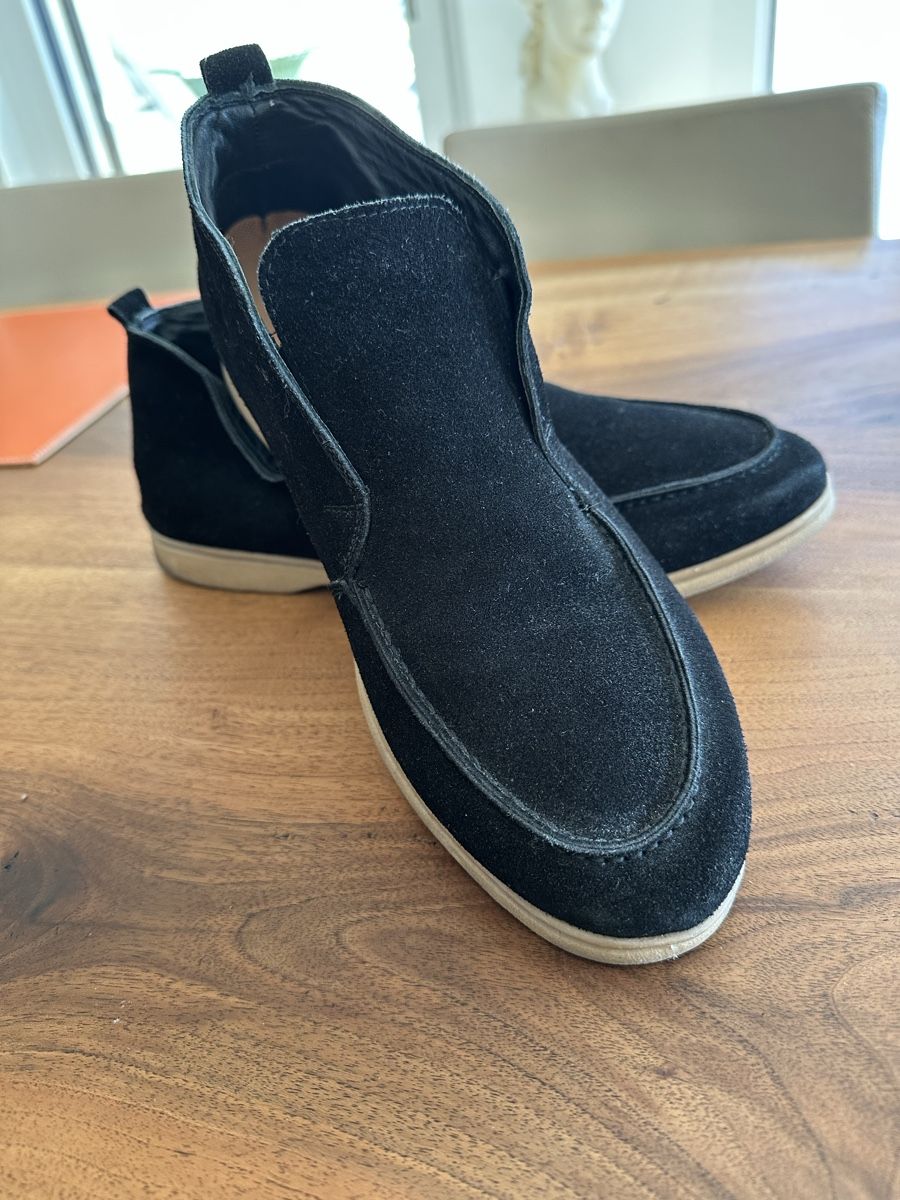 Herrenschuhe: Herrenschuh schwarz Wildleder Open Walk – Gebraucht aus S. Antonino von Swissbutler