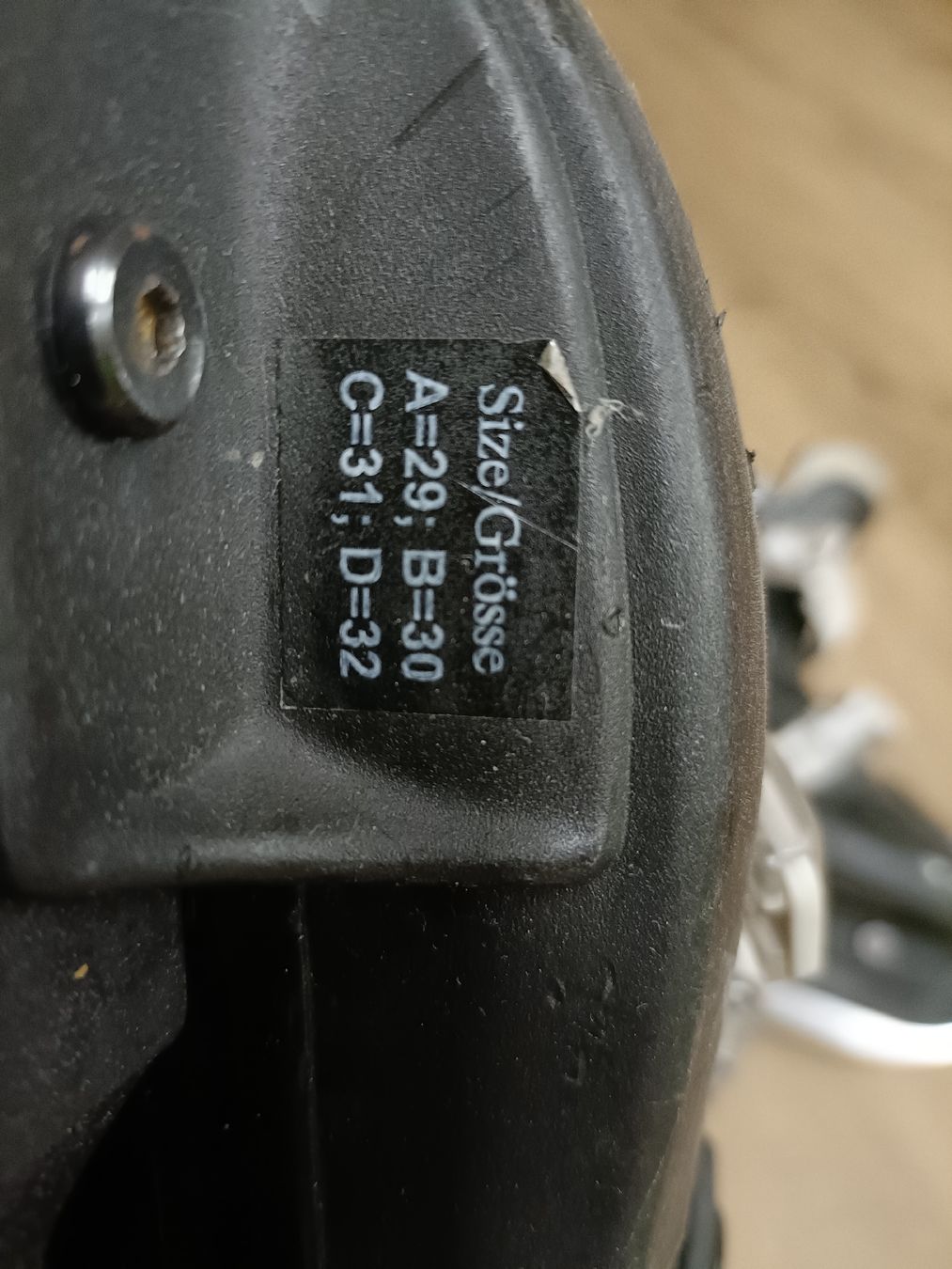 Pattini da ghiaccio: Schlittschuhe Orterio Gr. 29-32 – Usato da Obfelden venduto da xcorinax 1