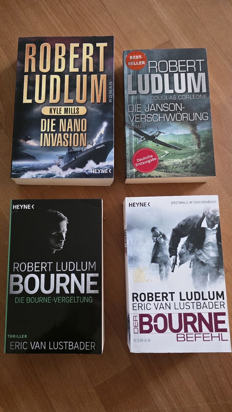 Libri: 4x Bücher von Robert Ludlum – Usato da Wettingen venduto da broetli01