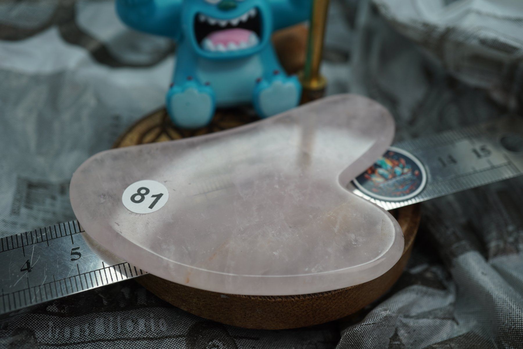 Mineralien & Heilsteine: Gua Sha Massage-Stein  Rosenquarz    ab 1.- – Neu und originalverpackt aus Eschenbach SG von topstone 3