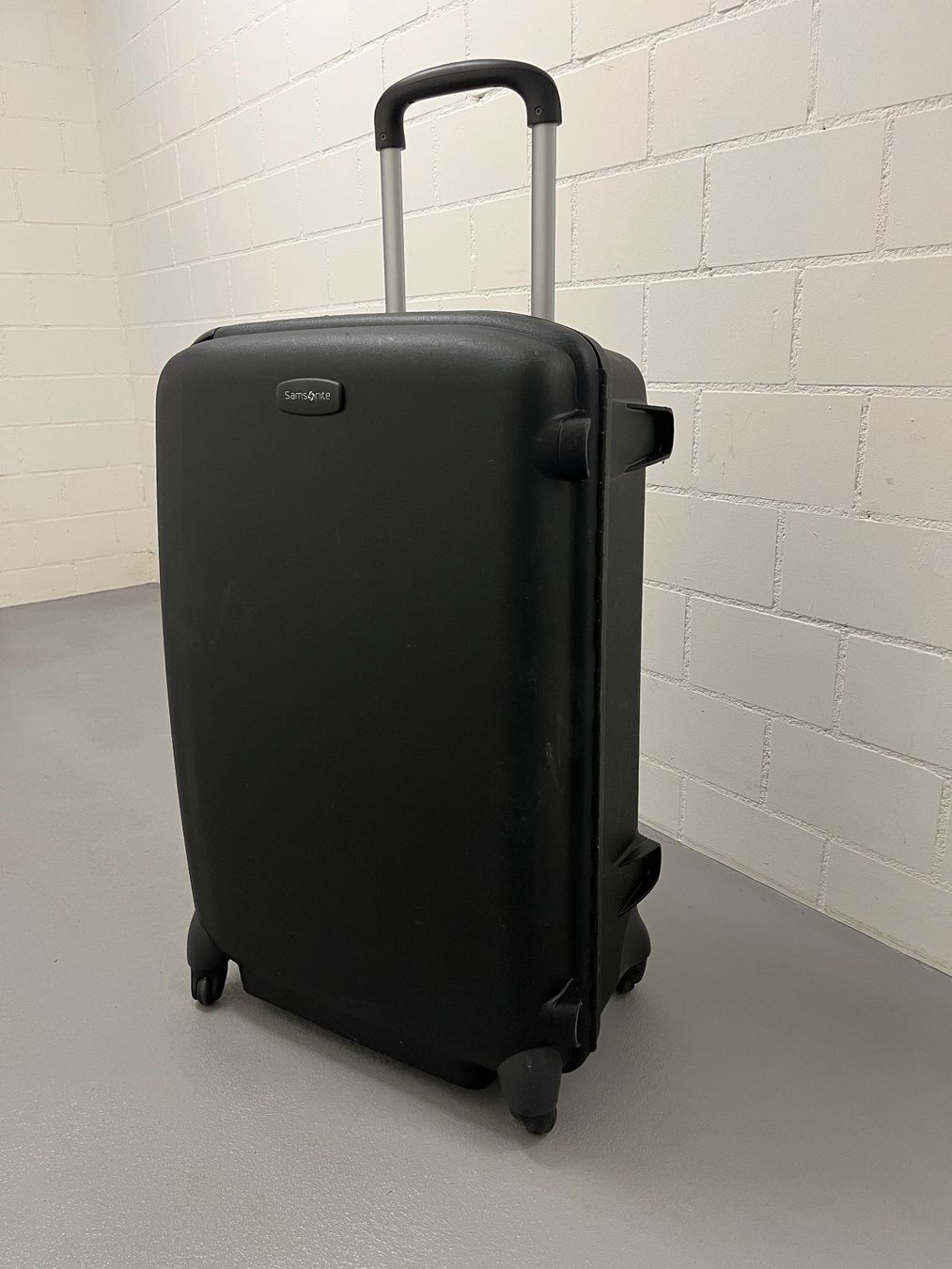 Samsonite Valigie: Top Samsonite Hartschalenkoffer schwarz – Usato da Schaffhausen venduto da Marlies777