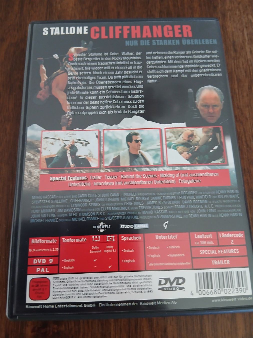 Tutti i DVDs: Cliffhanger mit Sylvester Stallone – Nuovo (secondo la descrizione) da Pfungen venduto da evala50 1