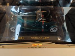 Morgan Aero 8, 2006, dunkelgrün von Maisto die cast 1/18