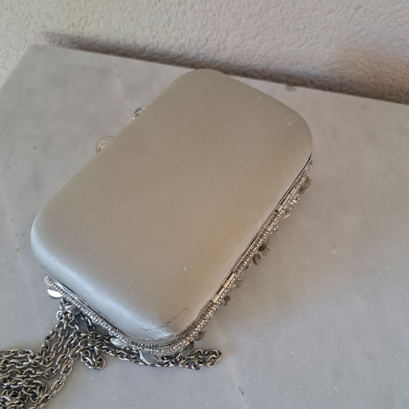 Borse da donna: Elegante Clutch mit Blumenmuster! – Usato da Kriegstetten venduto da Jakasi 2