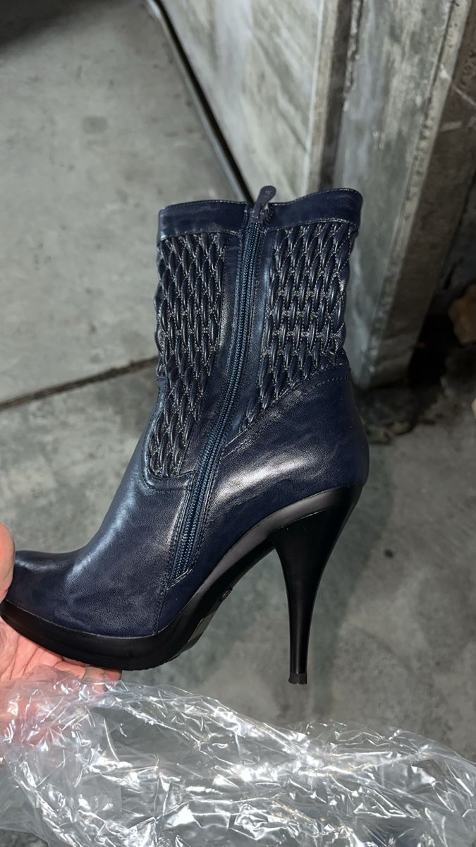 Scarpe da donna: +200 Chaussures femmes / Tailles 35>40 – Nuovo e nell'imballaggio originale da Versoix venduto da FromHumanToGod 2