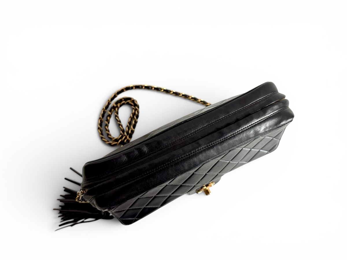Chanel Borse da donna: Chanel Lambskin Quilted Flap Camera Tassel Case Tasche – Usato da Kriens venduto da hannaandkiko 4