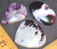 Cabochon Set L-4025 – 3 Stück Kammererit