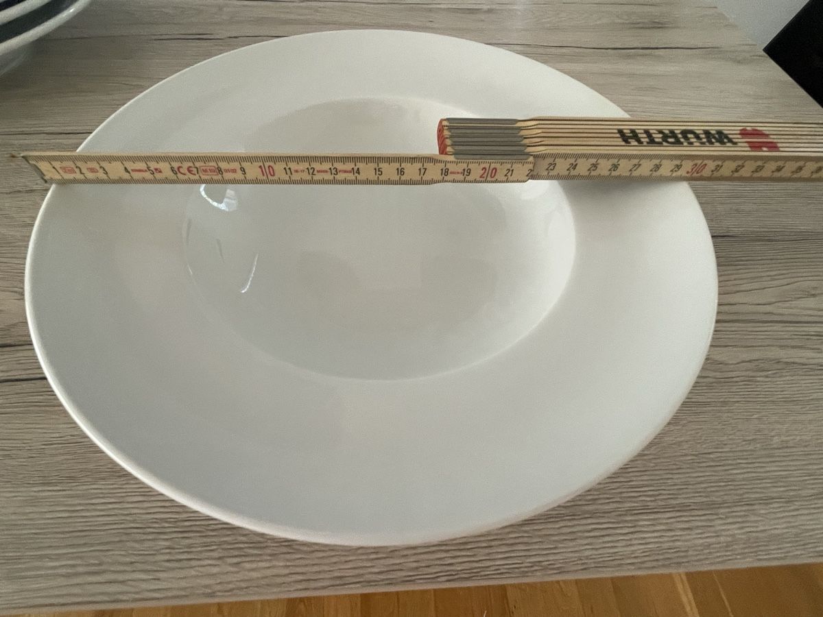 Kahla Piatti: Kahla Germany Pastateller – Usato da Oberwil BL venduto da Petermib 2