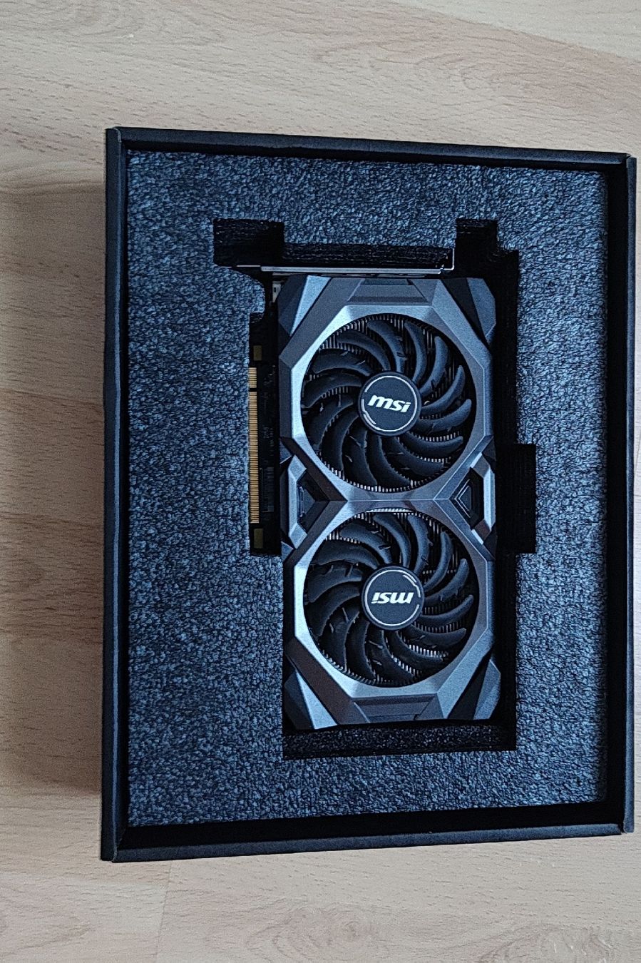 Amd Schede grafiche: MSI RX 5600XT 6GB – Usato da Rhäzüns venduto da ursinbraun