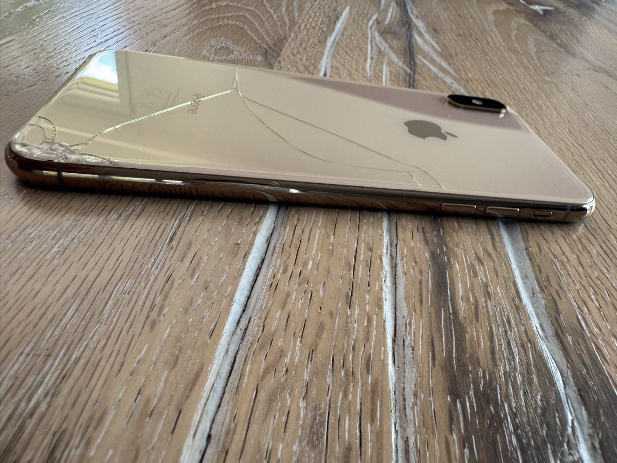 Apple Telefoni cellulari / Smartphones: iPhone XS Max 256 GB Gold – Difettoso da Oberrohrdorf venduto da Blima 2