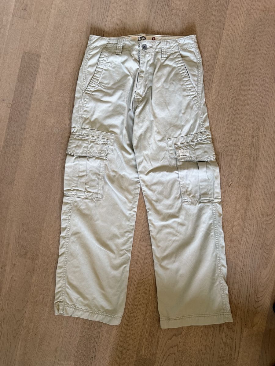Levi's Jeans: Levis Cargo Loose Straight Cargo Jeans W29 L30 – Gebraucht aus Liebefeld von Lalyle