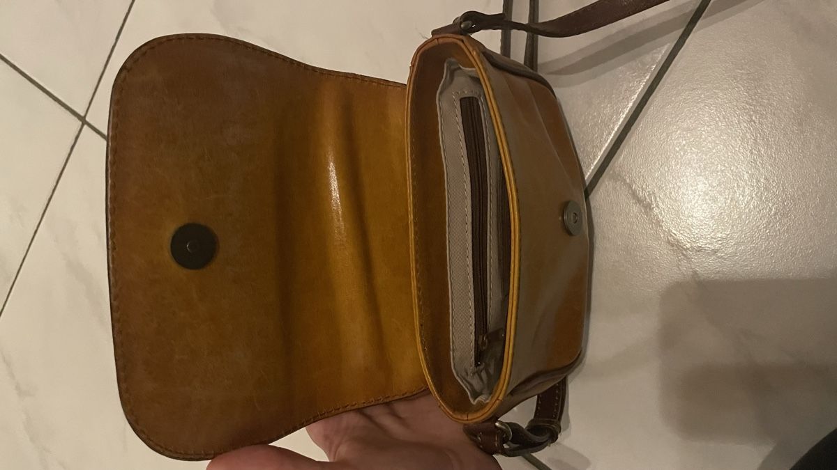 Borse da donna: Ledertasche Cuoieria Florentina braun – Nuovo (secondo la descrizione) da Niederuzwil venduto da Michelita 1