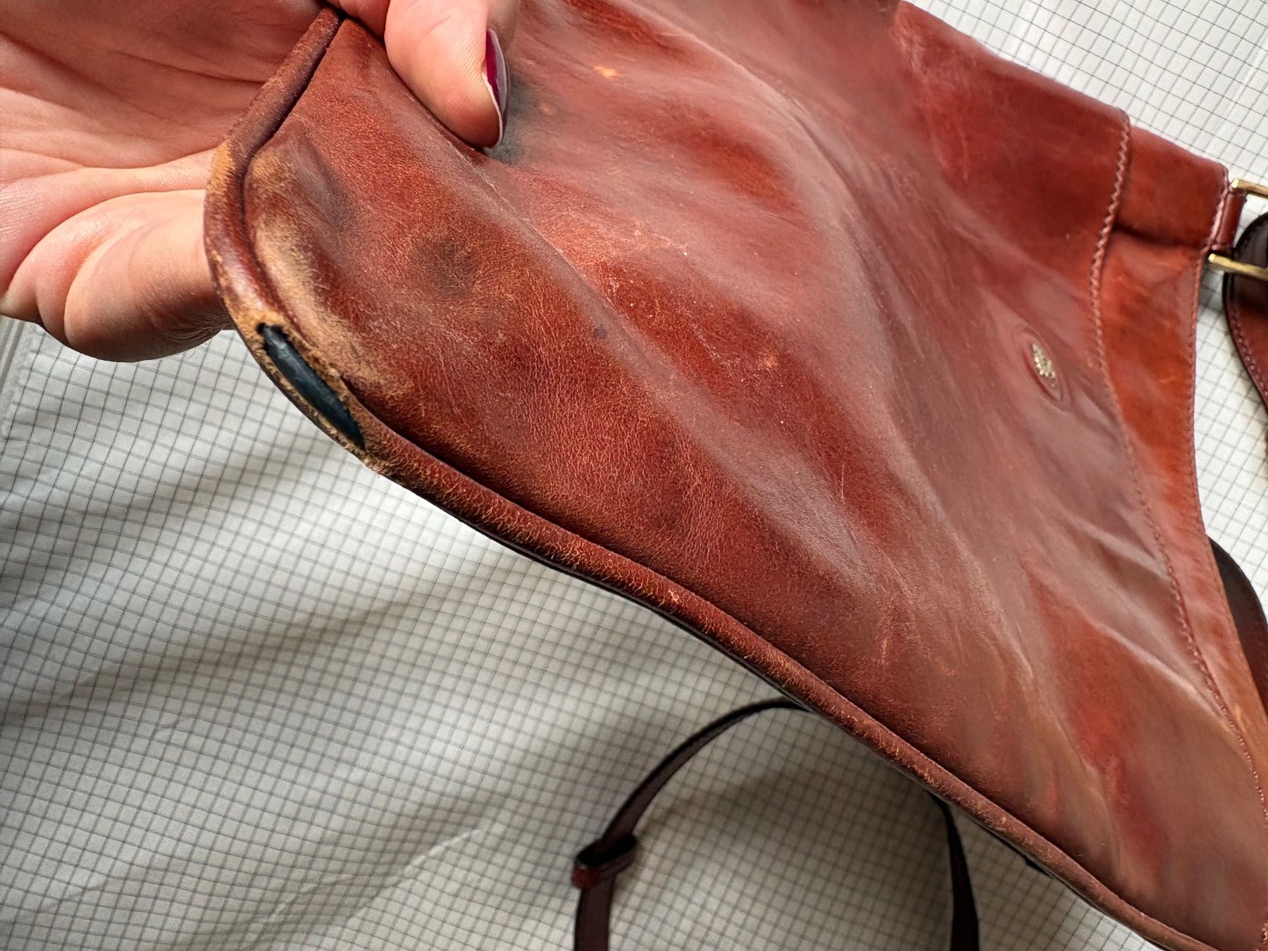 Altro in  Abbigliamento & Accessori: Leather shoulder bag /Umhängetasche  - The Bridge – Usato da Zürich venduto da KeyboardStep 4