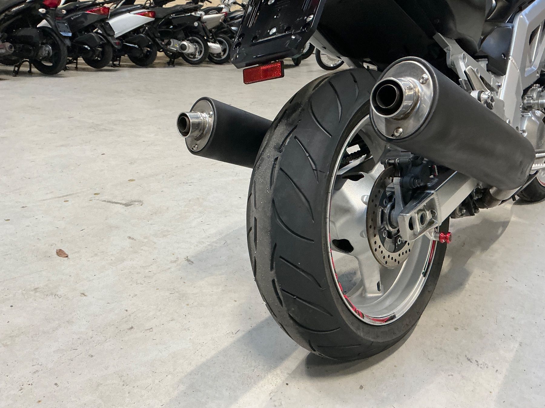 Suzuki Strada: Suzuki SV1000 – Usato da strengelbach venduto da Zoks 3