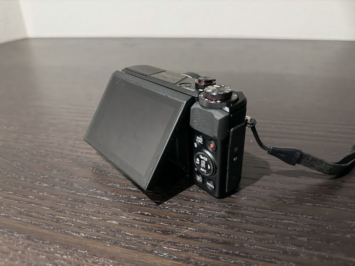 Canon Fotocamera: Canon PowerShot G7 X Mark II – Usato da Safnern venduto da ann_q6nh 1
