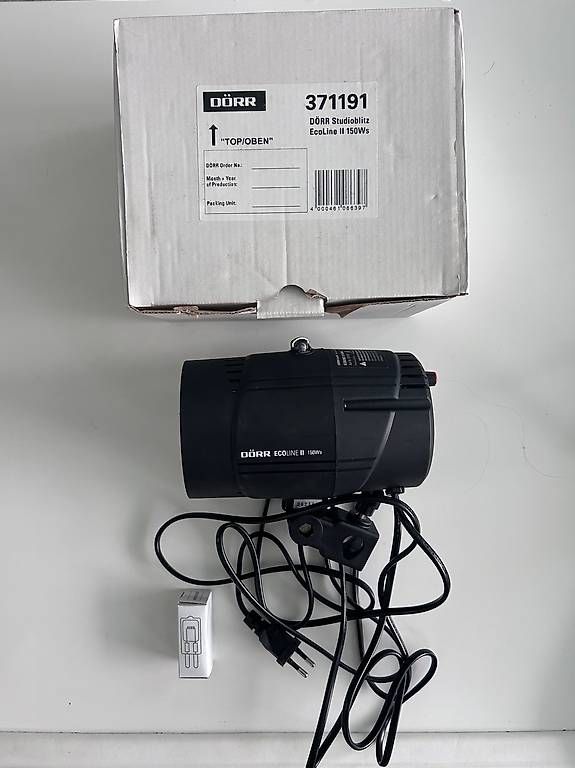 Flashs: Flash de studio Dörr EcoLine II 150Ws – D'occasion à Fully par submedia