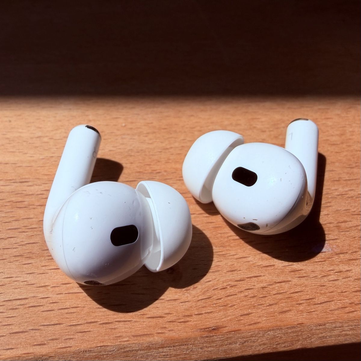 Apple Cuffie: Apple AirPods Pro 2 (2nd Gen) – Usato da Kreuzlingen venduto da Kampfdacke 2